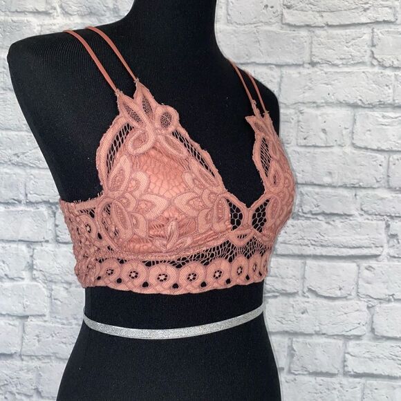 Francesca’s lace criss cross back bralette w/4 adjustable straps sz Med - Picture 3 of 8